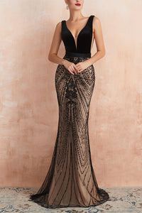 Mermaid Deep V-Neck Black Long Prom Dress with Backless