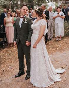 White Cap Sleeve Backless Tulle Long Wedding Dress with Lace Applique