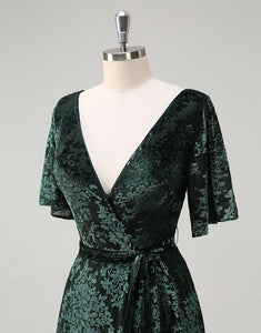 Dark Green A-Line Applique V-neck Half Sleeve Prom Dress