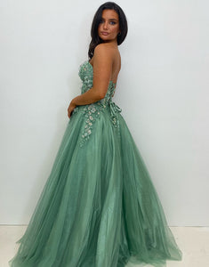 Sage Green Sweetheart Tulle Tiered A-Line Long Prom Dress with Appliques