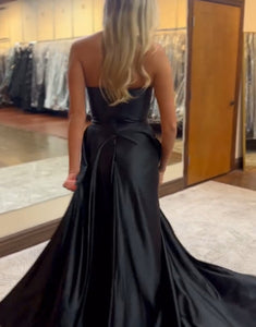 Black Strapless V-neck Satin Ruched Sheath Long Prom Dress with Slit