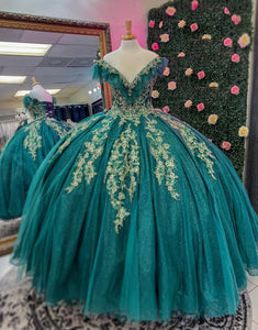 Glitter Green V-Neck Strapless Ball Gown Applique Quinceanera Dress