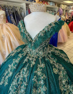 Glitter Green V-Neck Strapless Ball Gown Applique Quinceanera Dress