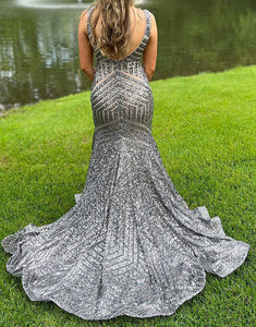 Elegant V-neck Sequin Mermaid Long Prom Dress