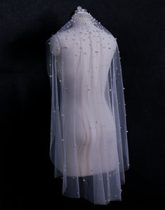 Ivory Tulle Simple Short Wedding Veil With Pearl