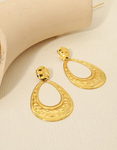 Gold Vintage Metallic Earrings