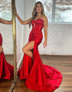 Red Mermaid Sweetheart Long Prom Dress with Slit