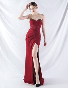 Graceful Sheath Strapless Formal Dress with Side Split