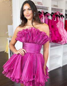 Fashion Strapless Tiered Skirt Homecoming Dress with Pleats