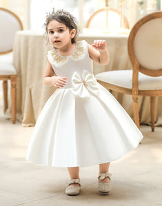 White A Line Round Neck Flower Girl Dress with Bow
