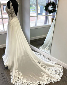 Ivory Spaghetti Straps Open Back Long Bridal Dress