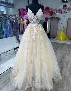 Apricot A-Line Tulle Appliques Spaghetti Strap Long Prom Dress