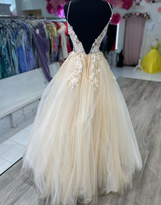 Apricot A-Line Tulle Appliques Spaghetti Strap Long Prom Dress