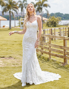 Elegant Sleeveless Spaghetti Wedding Dress 2025 with Lace Applique