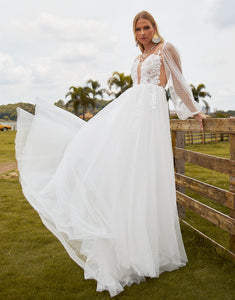 Charming V-Neck Backless Wedding Dress 2025 with Lace Long Sleeve