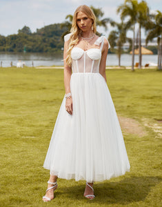 Elegant Sweetheart Spaghetti Wedding Dress 2025 with Sleeveless