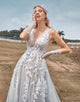 A Line Tulle Ivory Wedding Dress with Appliques
