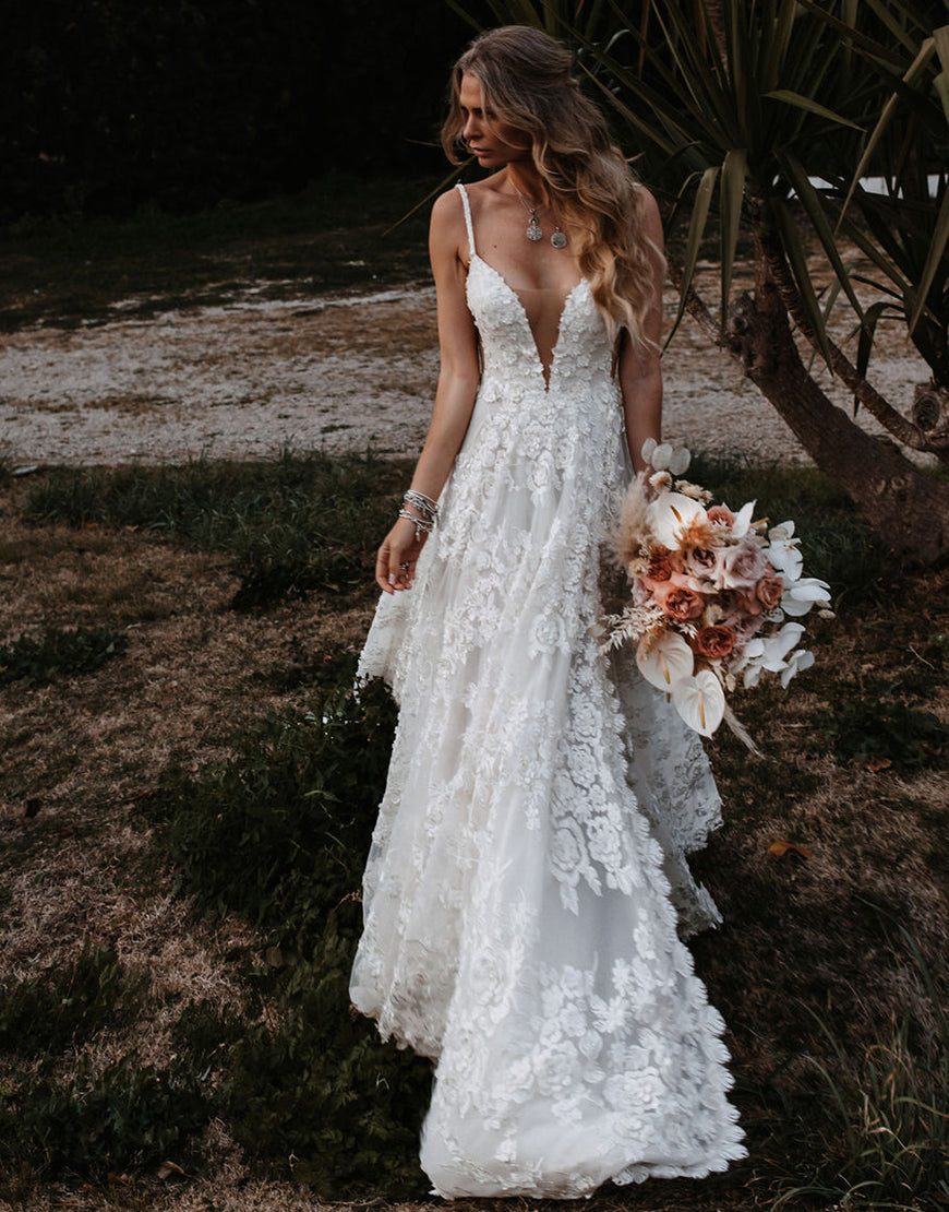 Dressself White A-Line Spaghetti Lace Beach Wedding Dress with Split Boho Long Bridal Gown Dressself White A-Line Spaghetti Lace Beach Wedding Dress with Split Boho Long Bridal Gown